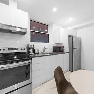 https://stonewall-suites.hotels-in-montreal.org